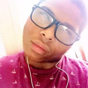 Meet your Posher, Lorenzo